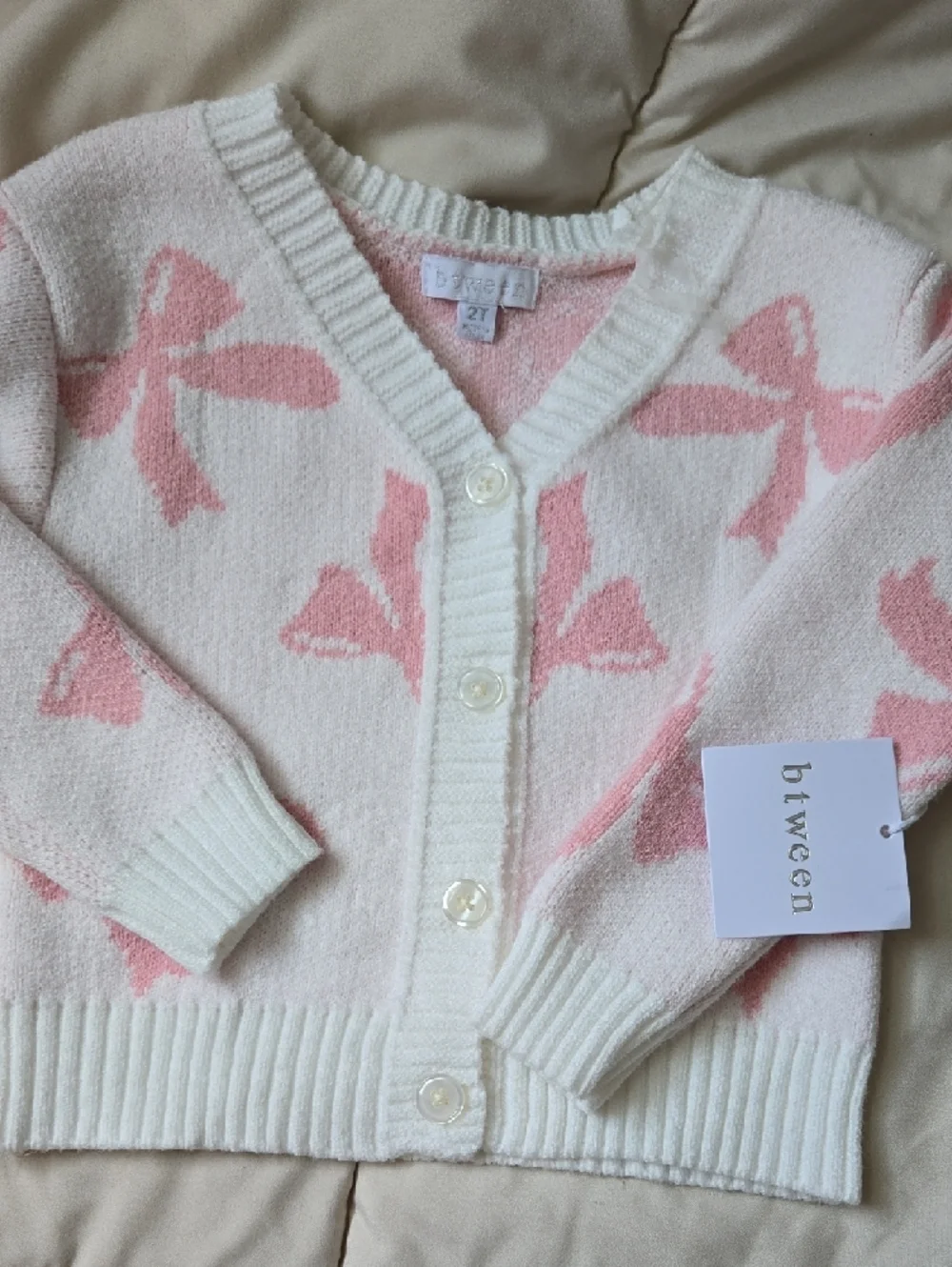 New Toddler Cream Cardigan with Pink Bow Set W/ Flare Leggins - Picture 3 of 6